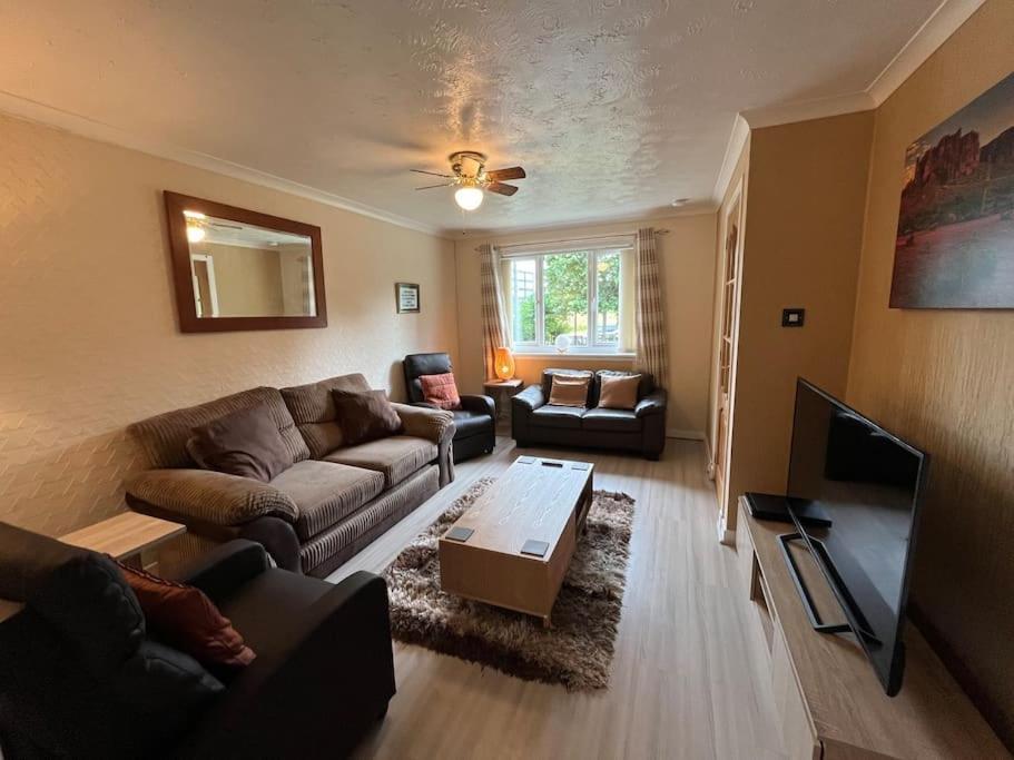 Spacious Home Near Glasgow Green Экстерьер фото