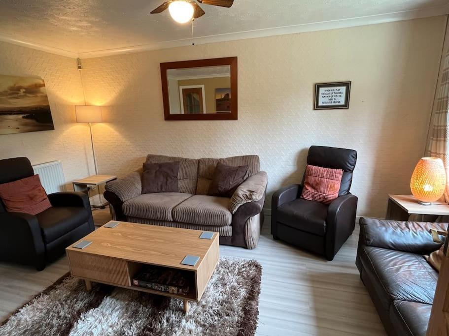Spacious Home Near Glasgow Green Экстерьер фото